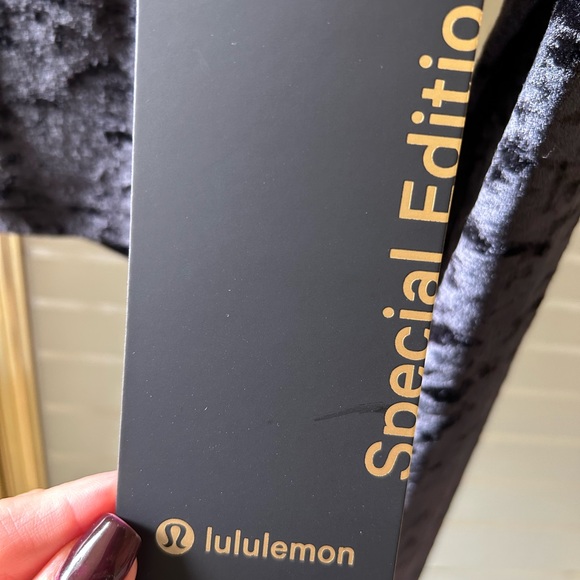 Lululemon All Aligned Mock Neck * Crushed Velvet - Picture 4 of 5